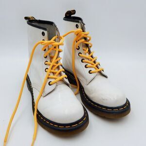Doc Martens Boots Women’s Size 7 Softy White Air Wair Bouncing Sole AW501 1460W